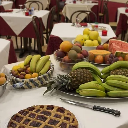 Miralaghi فندق 3*